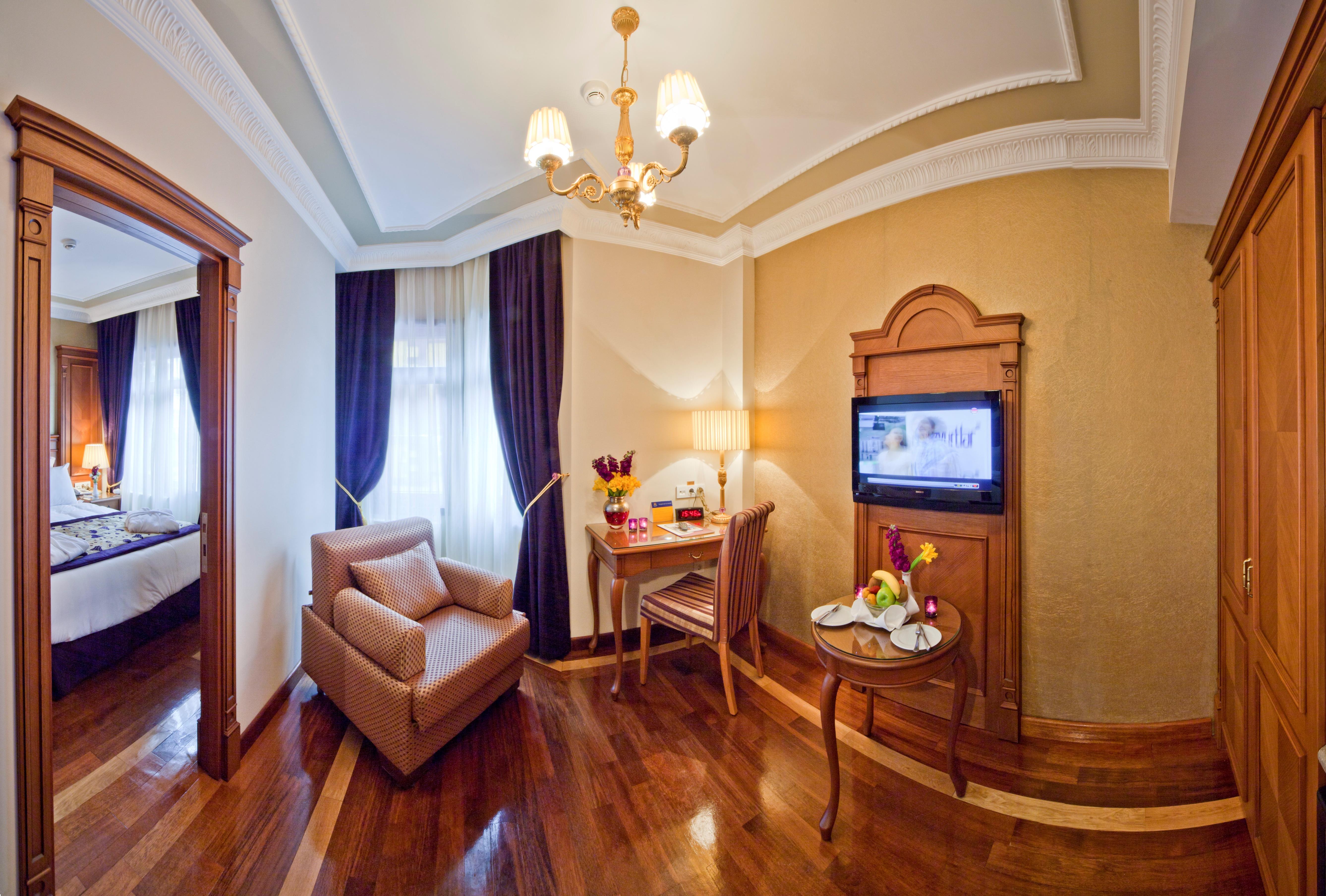 Glk Premier Acropol Suites & Spa Istanbul Bagian luar foto